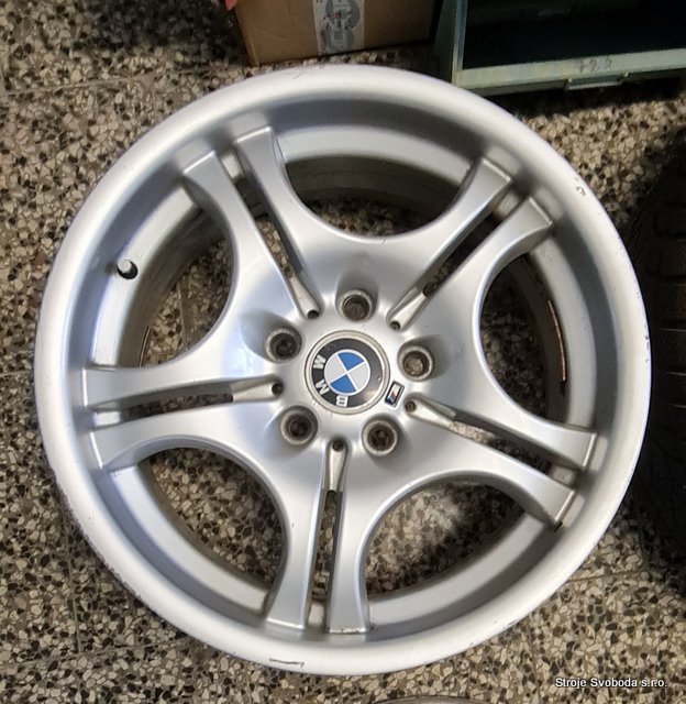 Hliníkové disky originál zimní BMW M3 E46 17" Styling M68  (Hlinikove disky-alu kola original zimni BMW M3 E46 17 Styling M68 7,5Jx17EH2, ET47 7,5Jx17EH2, ET25 2229980 2229480 22545 R17 (6).jpg)